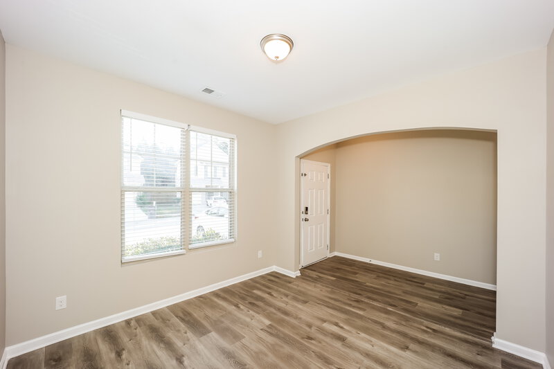 2,275/Mo, 5845 Grande River Rd Atlanta, GA 30349 Bedroom View 3