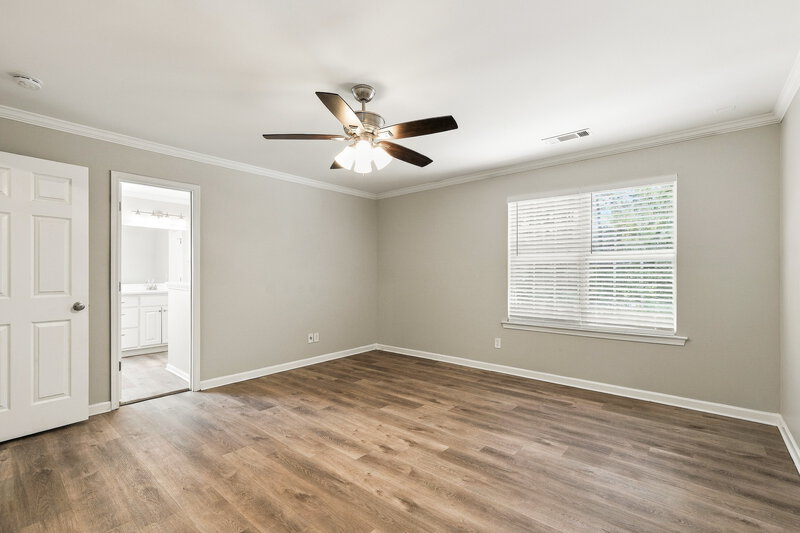 2,150/Mo, 7531 Sugarcreek Dr Riverdale, GA 30296 Primary Bedroom View