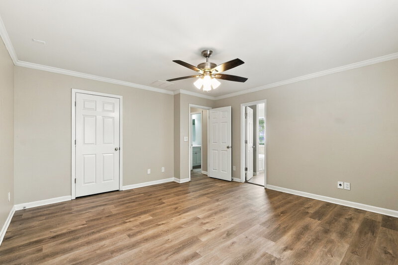 2,150/Mo, 7531 Sugarcreek Dr Riverdale, GA 30296 Primary Bedroom View 2