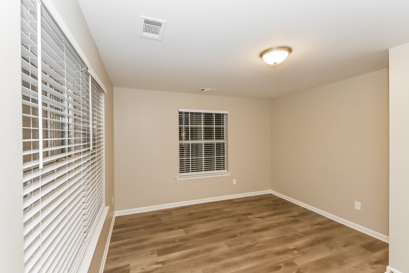 2,920/Mo, 7531 Sugarcreek Dr Riverdale, GA 30296 Bedroom View 3