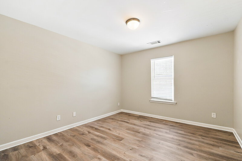 2,150/Mo, 7531 Sugarcreek Dr Riverdale, GA 30296 Bedroom View 2