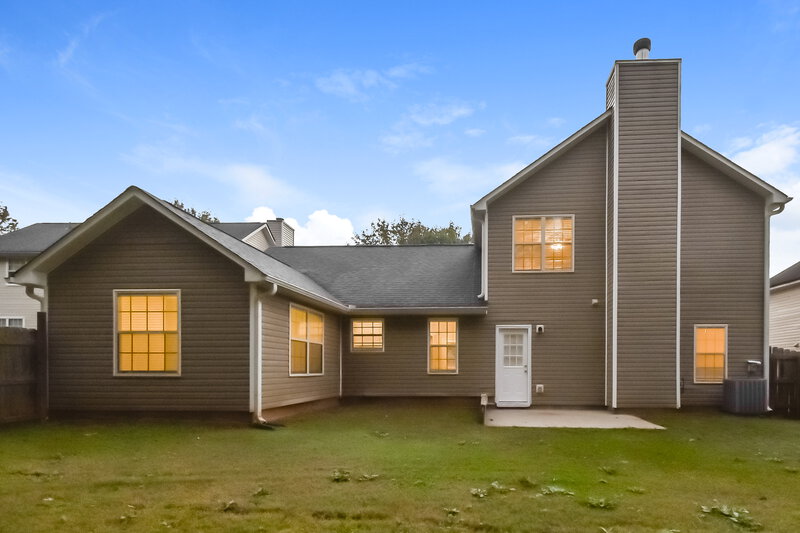 2,920/Mo, 7531 Sugarcreek Dr Riverdale, GA 30296 Rear View