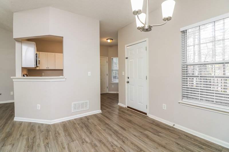 1,900/Mo, 4637 Noah Overlook W Acworth, GA 30101 Dining Room View