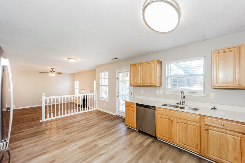 3,560/Mo, 4021 Castle Way Fairburn, GA 30213 Kitchen View