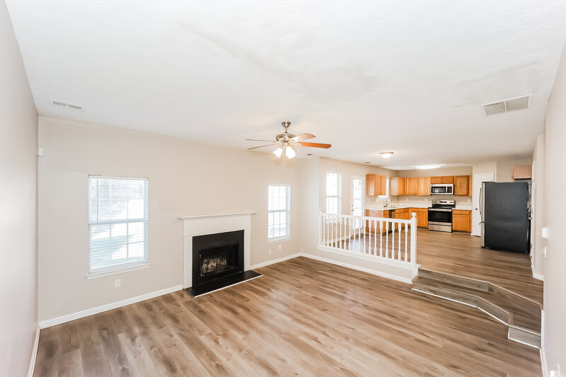 3,560/Mo, 4021 Castle Way Fairburn, GA 30213 Family Room View