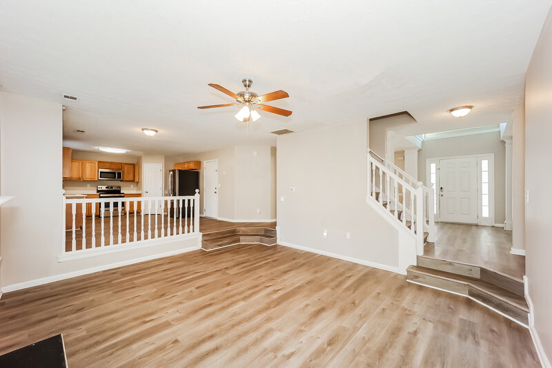 3,560/Mo, 4021 Castle Way Fairburn, GA 30213 Family Room View 2