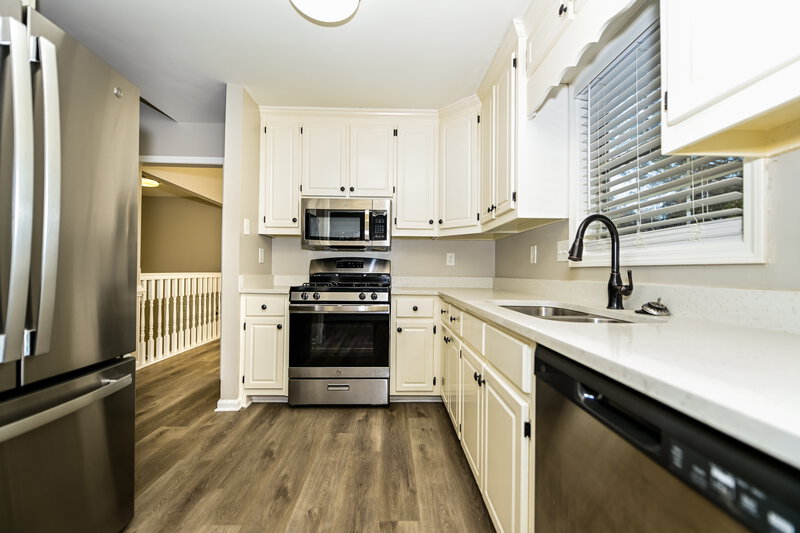 2,195/Mo, 180 Vintage Trl McDonough, GA 30253 Kitchen View