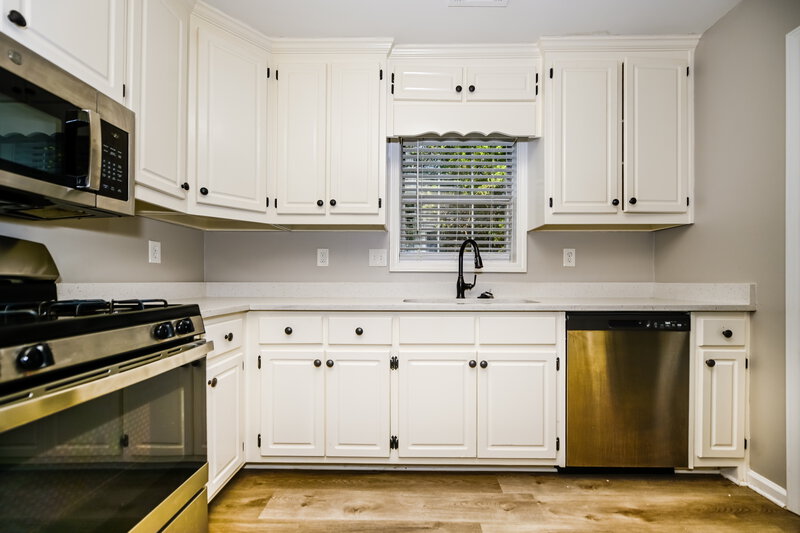 2,195/Mo, 180 Vintage Trl McDonough, GA 30253 Kitchen View 2