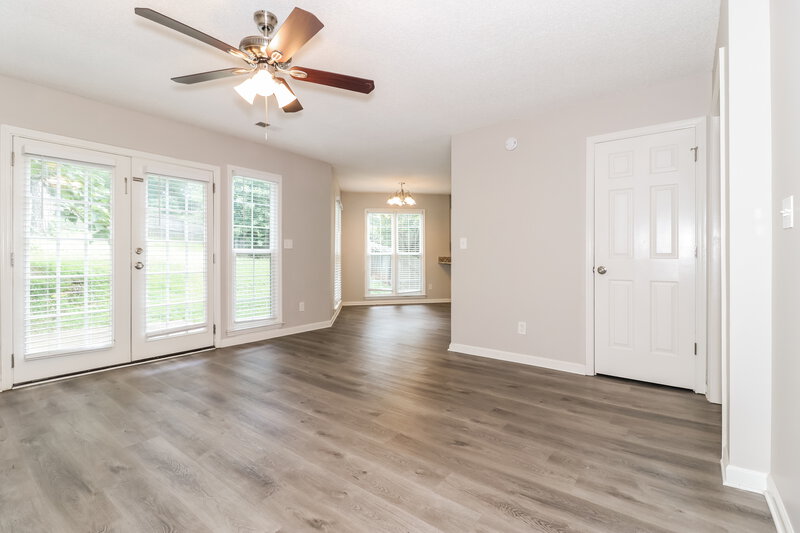 3,480/Mo, 739 Glenspring Dr Lawrenceville, GA 30043 Living Room View