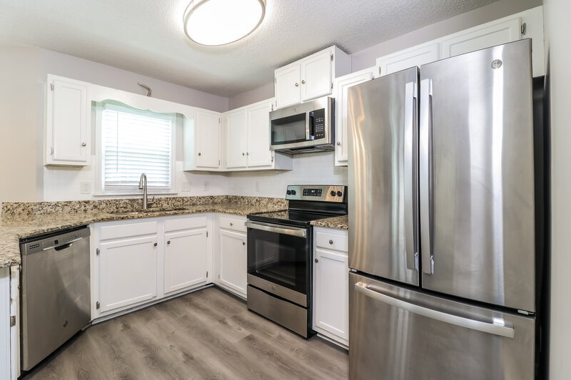 3,480/Mo, 739 Glenspring Dr Lawrenceville, GA 30043 Kitchen View