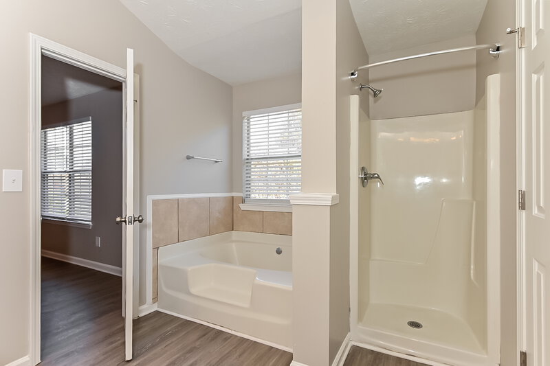 1,855/Mo, 1438 Pebble Ridge Ln Hampton, GA 30228 Main Bathroom View