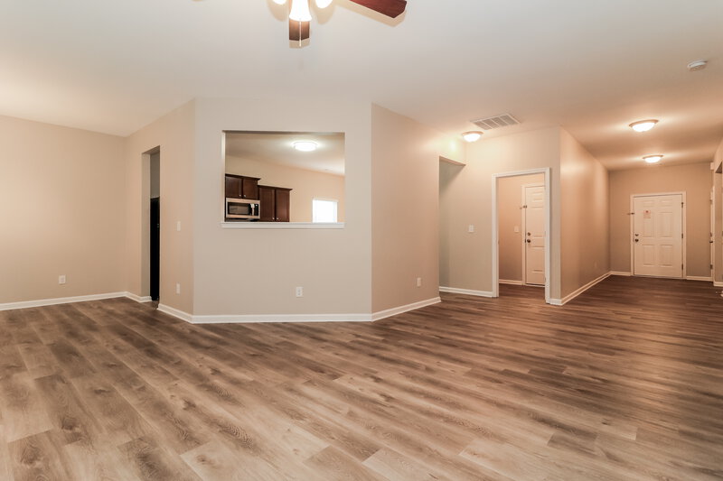 1,860/Mo, 14 Autumn Canyon Path SE Cartersville, GA 30121 Living Room View