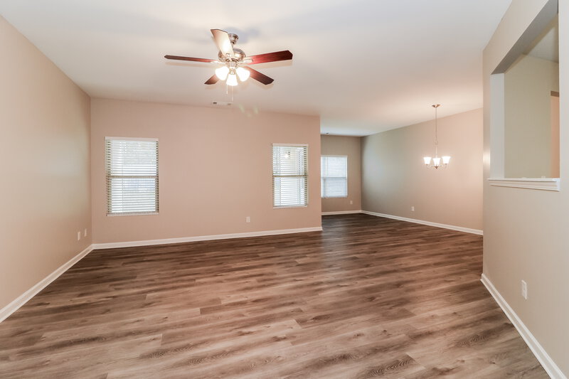 1,860/Mo, 14 Autumn Canyon Path SE Cartersville, GA 30121 Living Room View 2