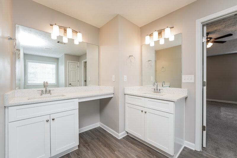2,365/Mo, 6551 Laurens Way Stone Mountain, GA 30087 Main Bathroom View
