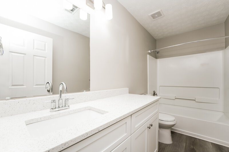 2,365/Mo, 6551 Laurens Way Stone Mountain, GA 30087 Bathroom View
