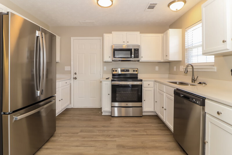 2,205/Mo, 4382 Raptor Pl Snellville, GA 30039 Kitchen View