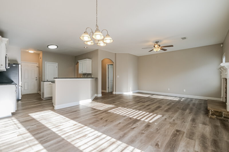 1,960/Mo, 1990 Lily Valley Dr Lawrenceville, GA 30045 Dining Room View 2