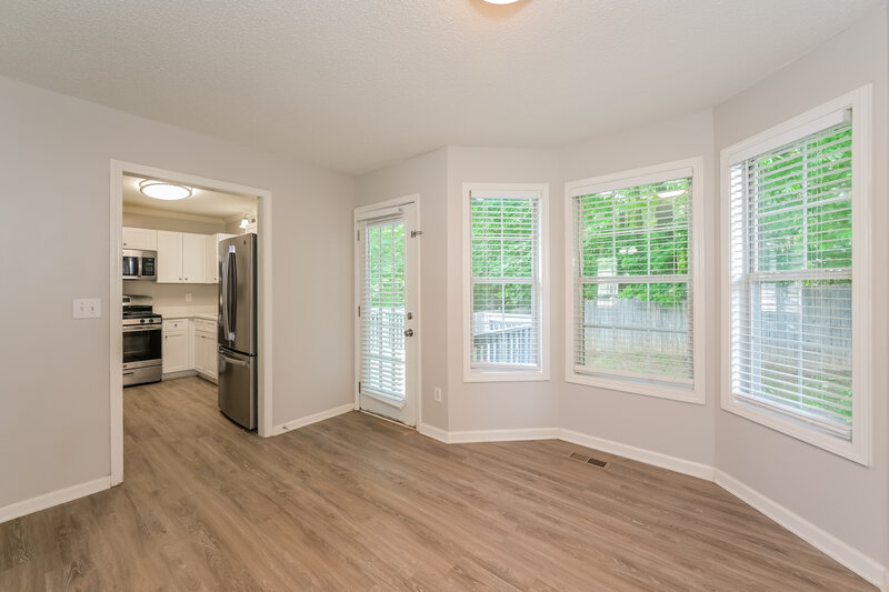 1,840/Mo, 430 Ivy Crest Dr Dallas, GA 30157 Dining Room View
