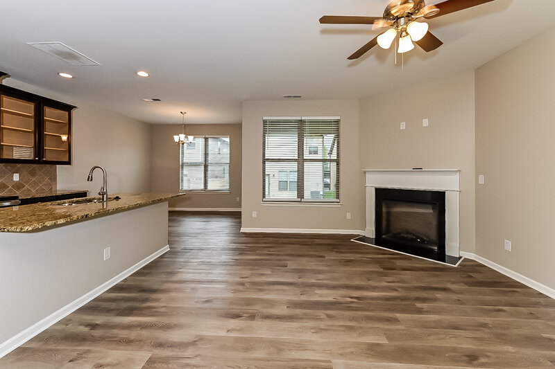 2,060/Mo, 3997 Tyne Ct Atlanta, GA 30349 Living Room View