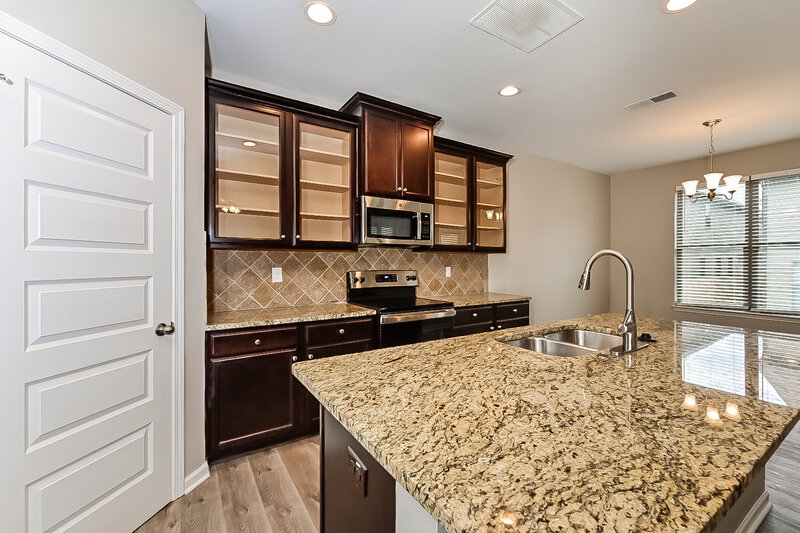 2,060/Mo, 3997 Tyne Ct Atlanta, GA 30349 Kitchen View 3