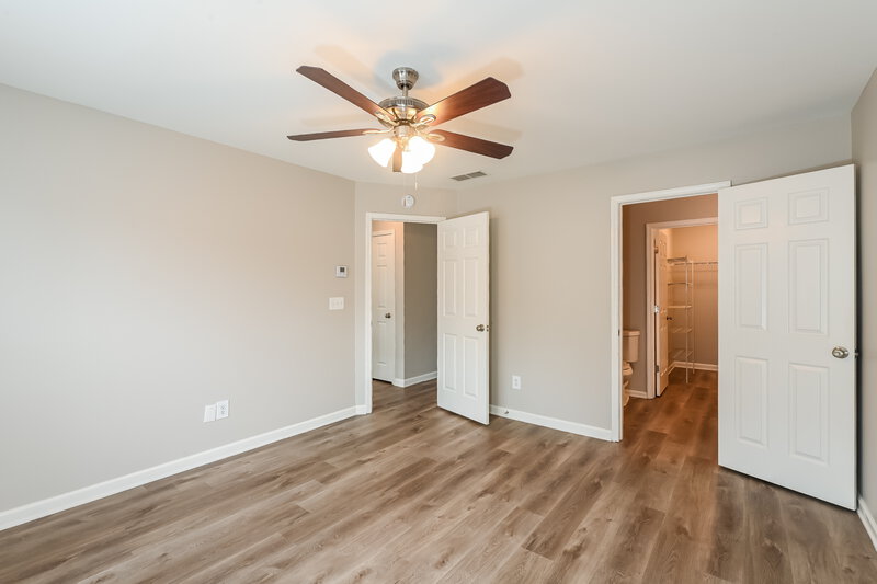 2,055/Mo, 3222 Saville St Sw Atlanta, GA 30331 Main Bedroom View