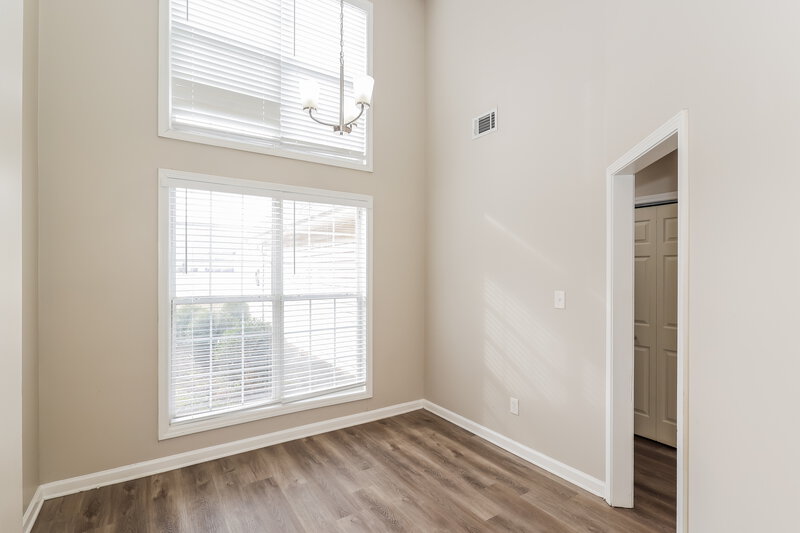 2,100/Mo, 1204 Genelle Ct. McDonough, GA 30253 Dining Room View