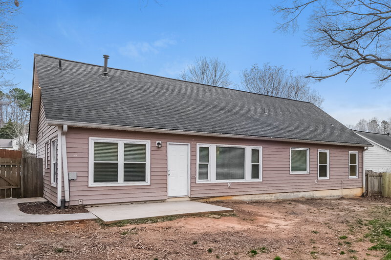 2,325/Mo, 4252 Brandy Ann Dr Acworth, GA 30101 Rear View
