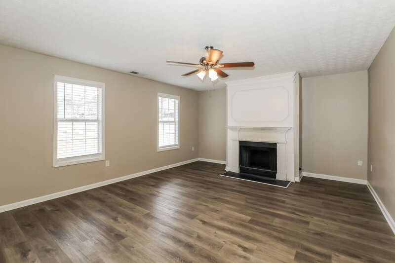 2,025/Mo, 733 Sinclair Way Jonesboro, GA 30238 Family Room View