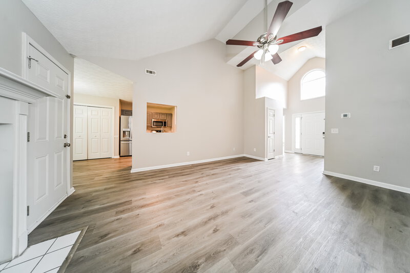 1,965/Mo, 210 Coldsprings Ct McDonough, GA 30253 Living Room View