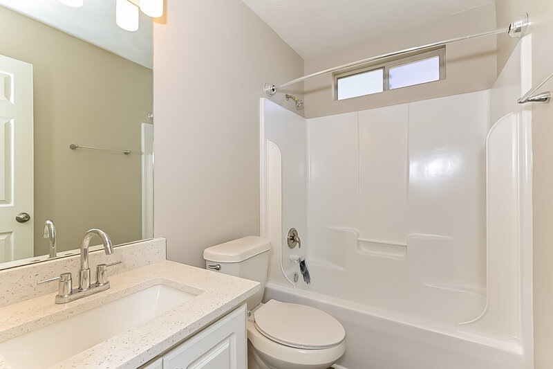 2,100/Mo, 210 Coldsprings Ct McDonough, GA 30253 Bathroom View