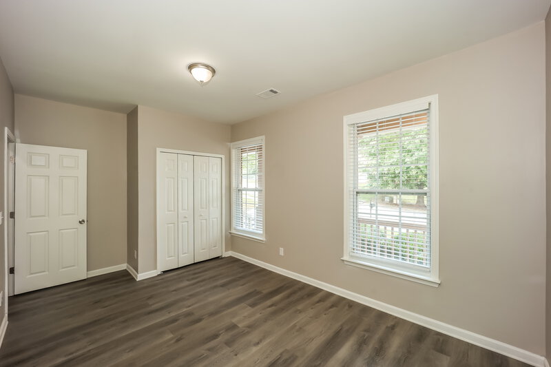2,350/Mo, 2698 Summit Pkwy SW Atlanta, GA 30331 Bedroom View