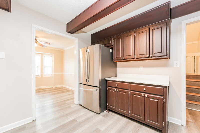 1,720/Mo, 130 Bear Run Ct Palmetto, GA 30268 Kitchen View 2