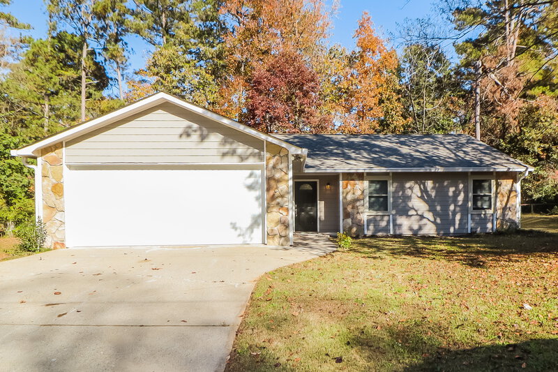 2,005/Mo, 2138 Indian Trail Lilburn Rd Norcross, GA 30071 External View