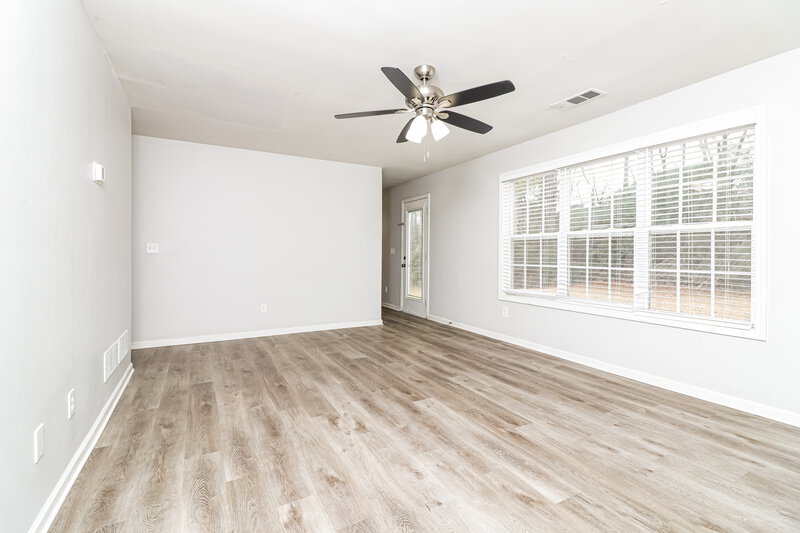 1,765/Mo, 6659 Breckenridge Dr Douglasville, GA 30134 Living Room View