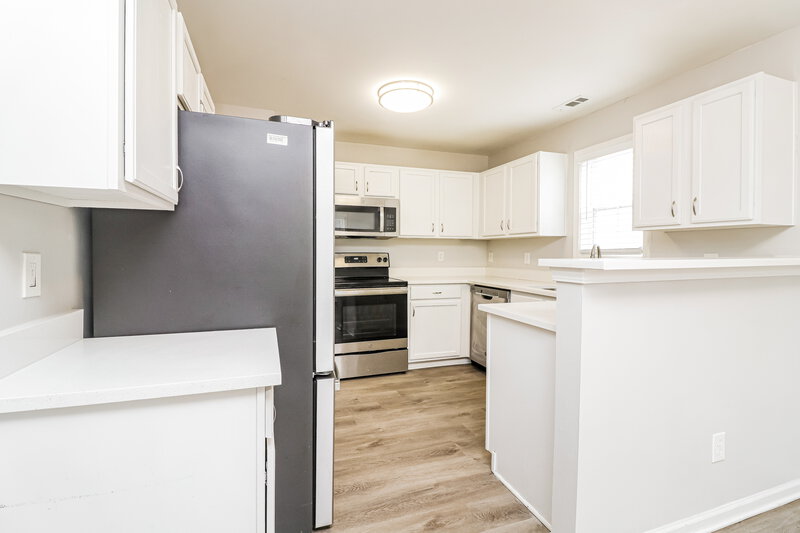 1,765/Mo, 6659 Breckenridge Dr Douglasville, GA 30134 Kitchen View 2