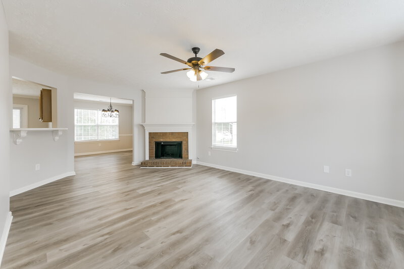 2,200/Mo, 871 Springchase Dr Austell, GA 30168 Living Room View 4