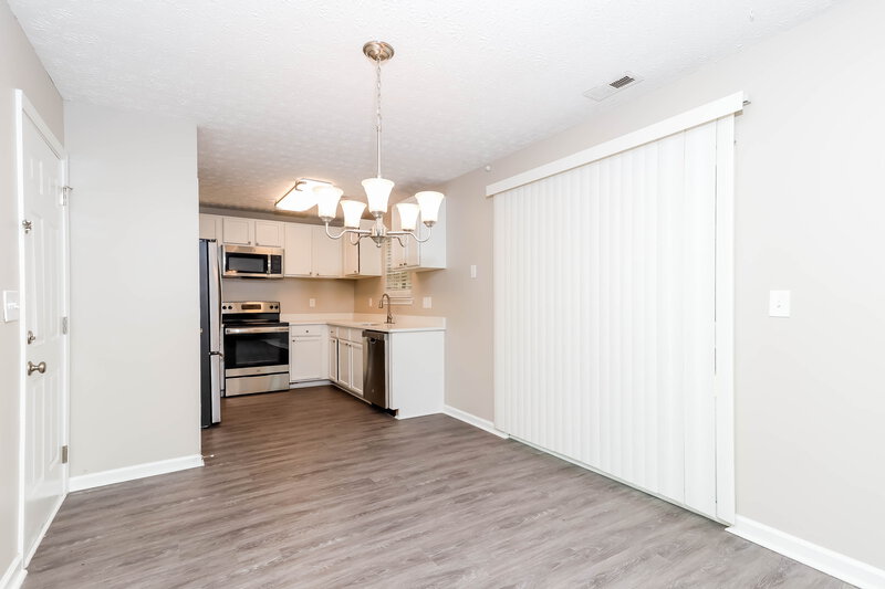 2,700/Mo, 5201 Summer Brooke Ct Union City, GA 30291 Dining Room View