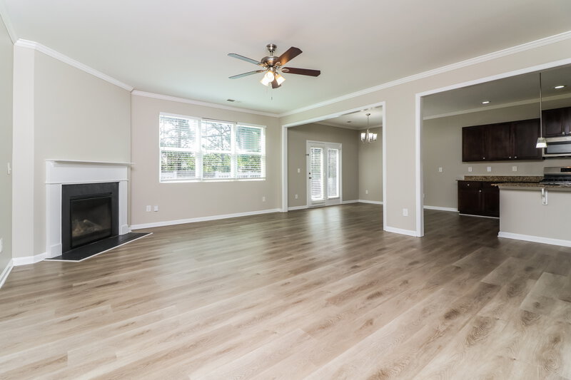 2,735/Mo, 163 Possum Creek Ln Dallas, GA 30132 Living Room View 2