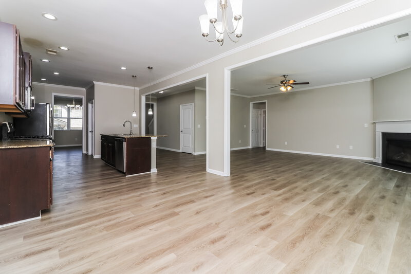 2,735/Mo, 163 Possum Creek Ln Dallas, GA 30132 Living Room View 3