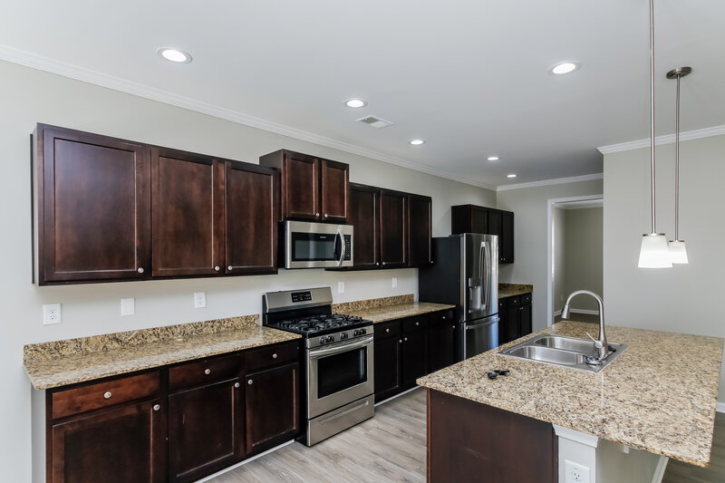 2,680/Mo, 163 Possum Creek Ln Dallas, GA 30132 Kitchen View 2