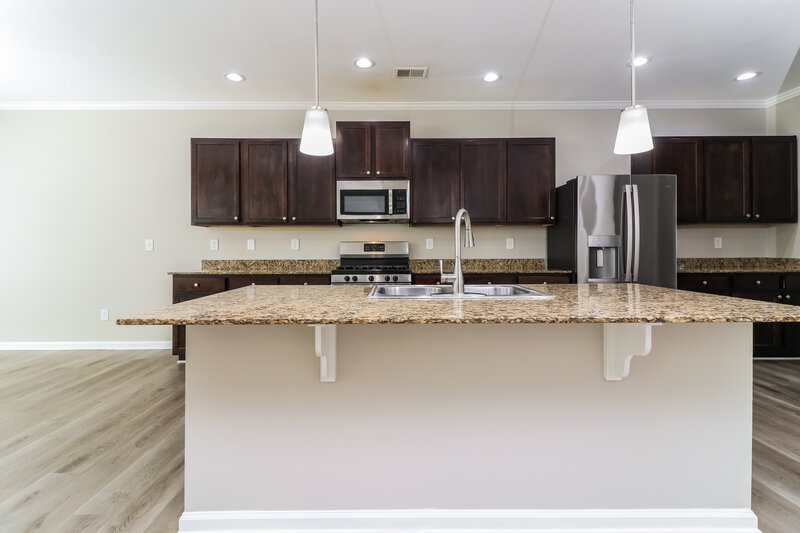 2,735/Mo, 163 Possum Creek Ln Dallas, GA 30132 Kitchen View 2