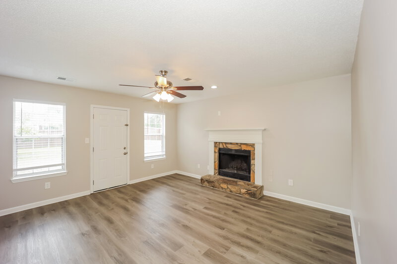 1,885/Mo, 7655 N Briar Ridge Ct Riverdale, GA 30296 Misc View 2