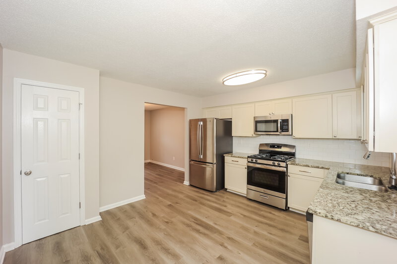 1,885/Mo, 7655 N Briar Ridge Ct Riverdale, GA 30296 Misc View 7