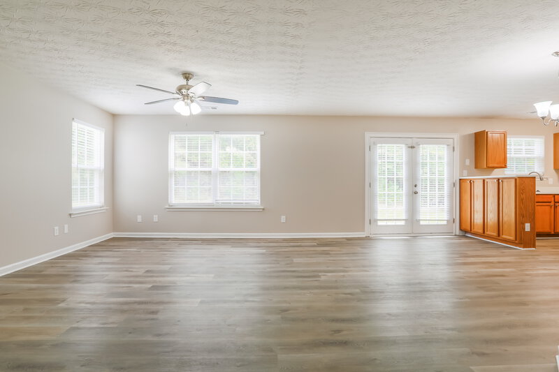 1,875/Mo, 3284 Sable Run Rd Atlanta, GA 30349 Living Room View