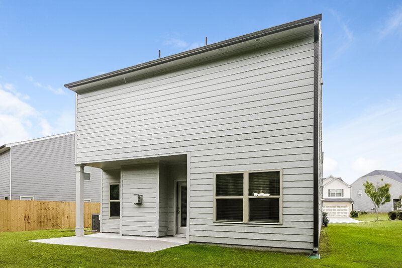 2,595/Mo, 4038 Lake Manor Way Atlanta, GA 30349 Rear View