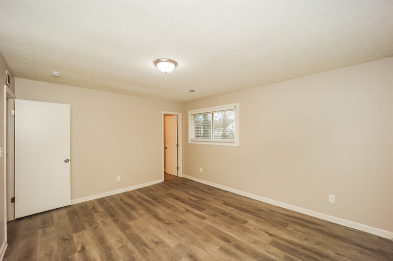 1,645/Mo, 9453 Forest Knoll Dr Jonesboro, GA 30238 Main Bedroom View