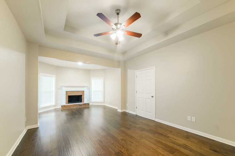 2,335/Mo, 116 Freeman Forest Dr Newnan, GA 30265 Main Bedroom View