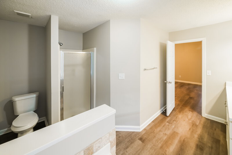 1,850/Mo, 4891 Country Cove Way Powder Springs, GA 30127 Main Bathroom View 2