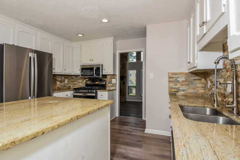 3,430/Mo, 2030 Brookstone Ct Lithia Springs, GA 30122 Kitchen View