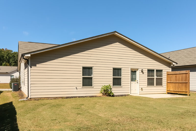 1,985/Mo, 270 Eagles Pkwy Covington, GA 30014 Rear View